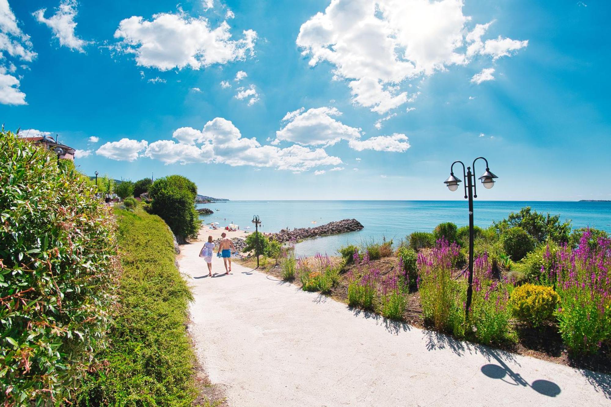 Prestige Fort Beach - Full Board Sveti Vlas Exteriör bild